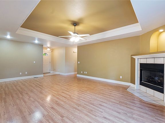 5th image of 10 Duddington Ln