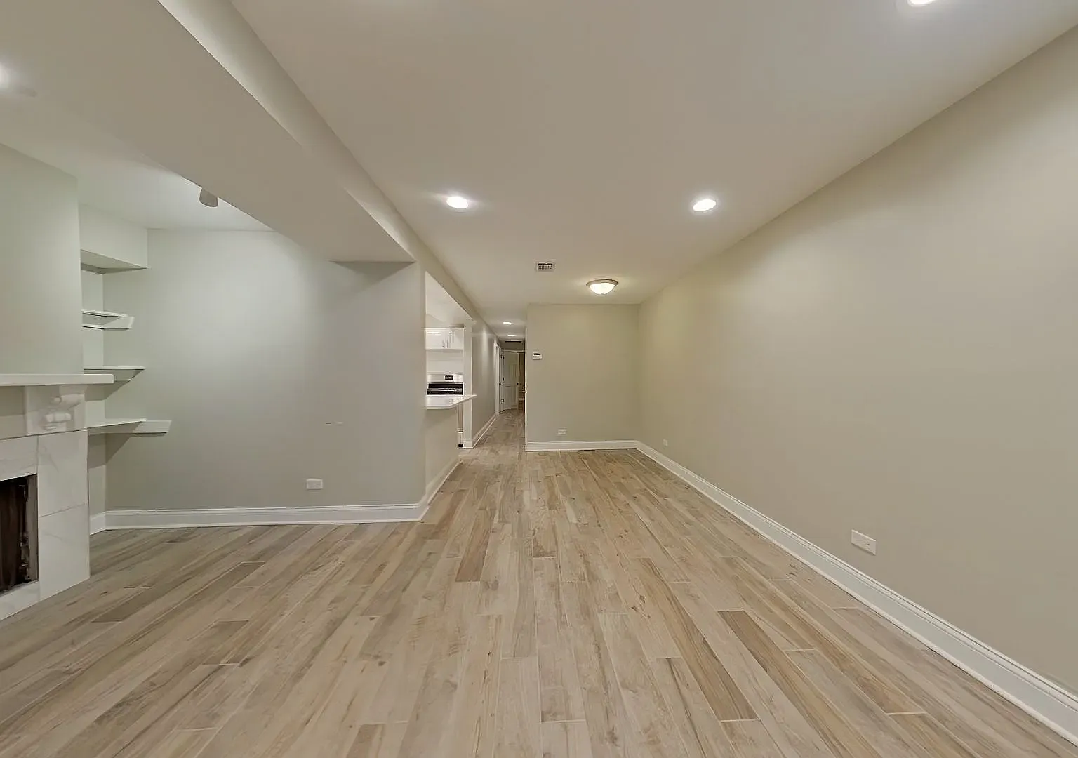 2 bed, 1200 sqft, $2,100 — Photo 3