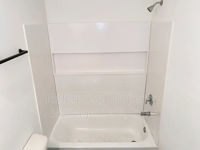 2963 Lake Park Rd — Photo 14