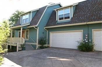 1st image of 870 Blackberry Ln