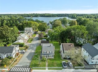 366 Maple Ave, Barrington, RI 02806