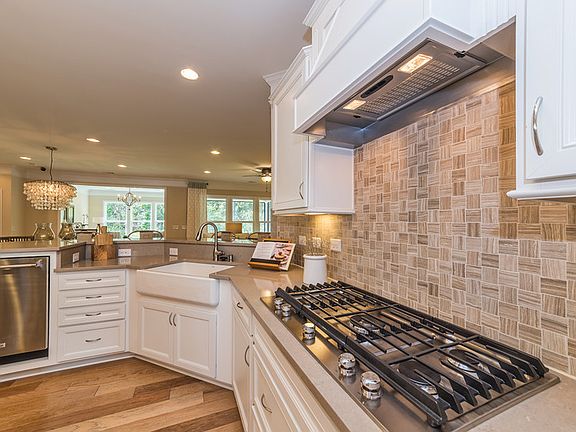 Gas Cooktop Tile Backsplash in the beautiful kitchen space - Model Representation