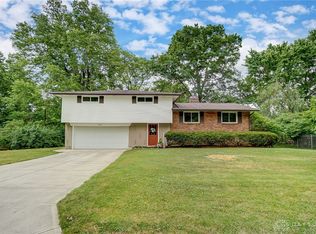2084 Rosecrest Dr, Bellbrook, OH