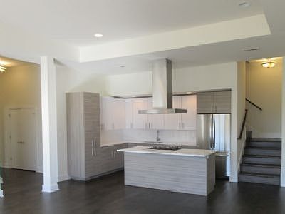 1st image of 1741 N Milwaukee Ave #6