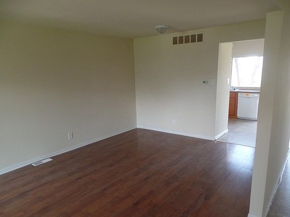 2nd image of 410 Hallmark Ln #410