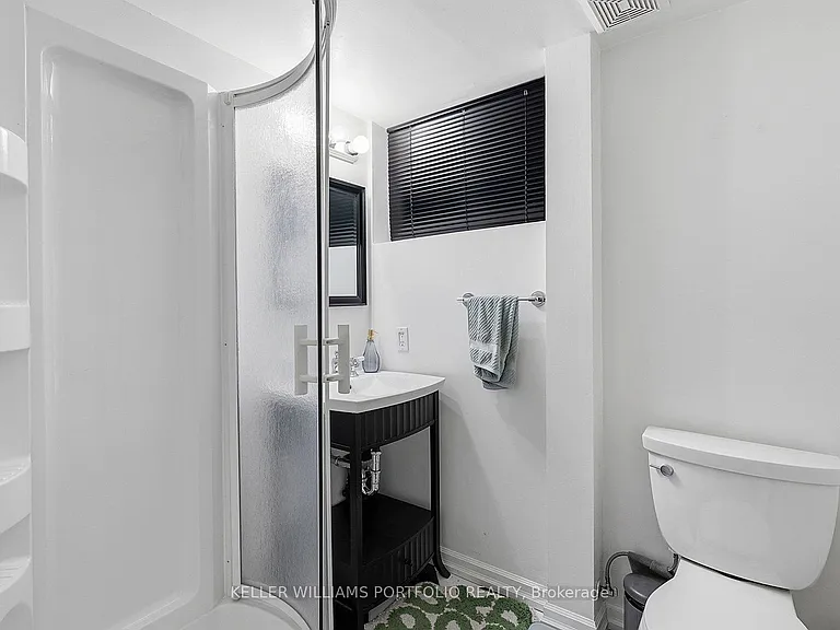 15 Myrtle Ave — Photo 29