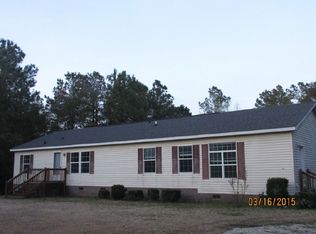 103 Madelyn Dr, Richlands, NC 28574