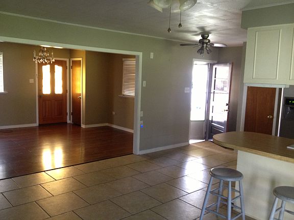 kitchen to living room