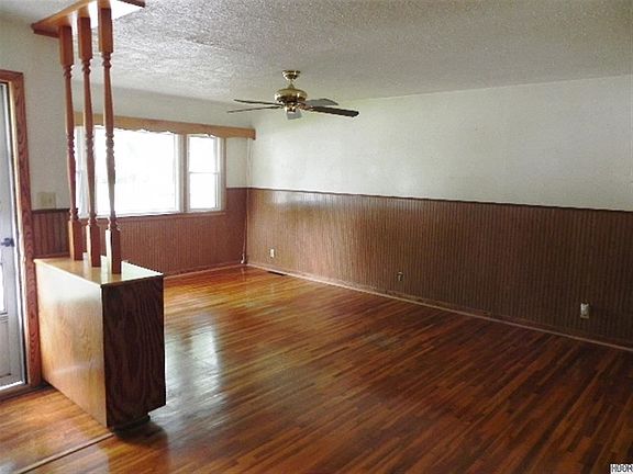 4th image of 314 Robert St