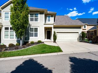 208 Pointe Oakwood Way, Oakwood, OH 45409