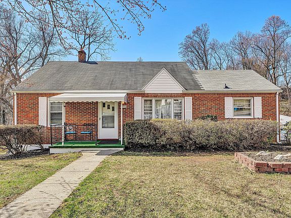 5th image of 4852 Showalter Rd NW