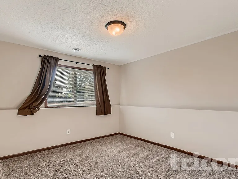 7535 Lannon Ave NE — Photo 15