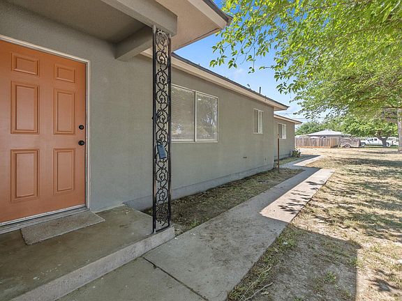 3rd image of 465 W Woods Avenue