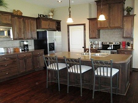 2nd image of 826 W Threewood Ct