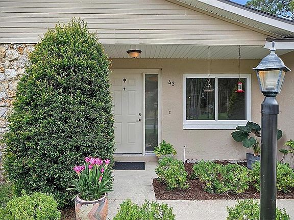 3rd image of 43 BAY SPRING PLACE