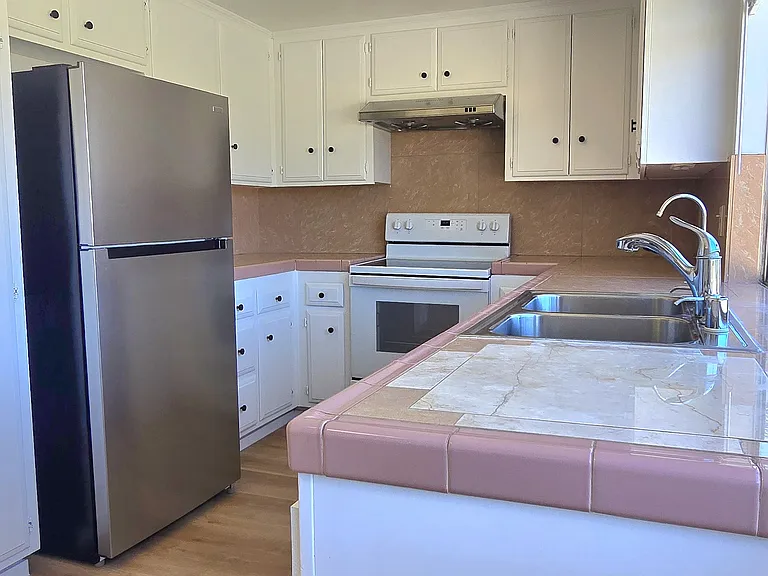 19705 Nicholas Ave — Photo 10