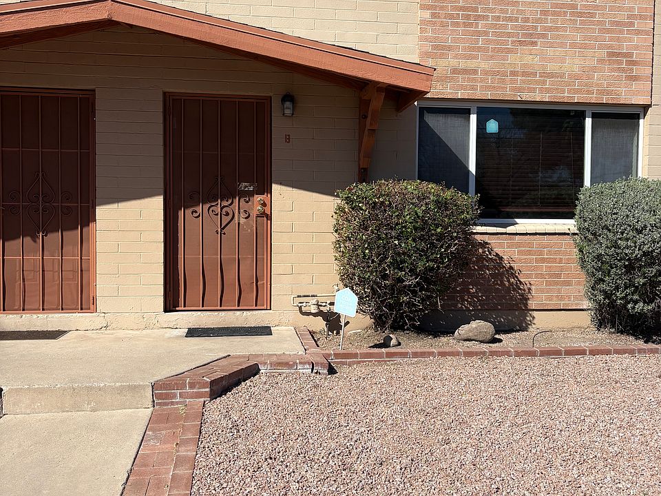 1st image of 904 N Desert Ave