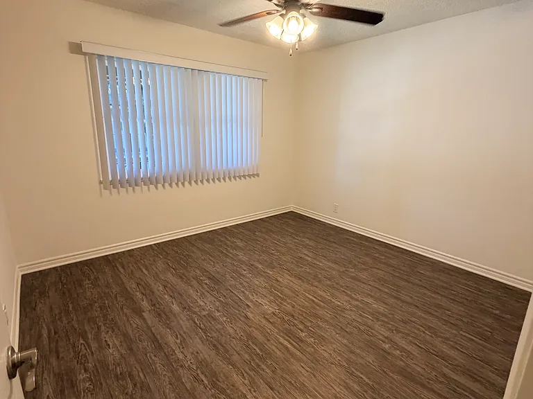 L'Abri Apartments — Photo 9