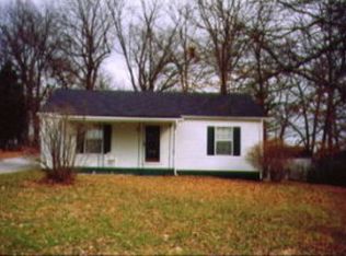 212 Hillside Dr, Hopkinsville, KY 42240