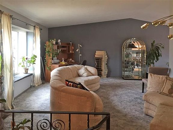 5th image of 1021 Alta Vista Dr