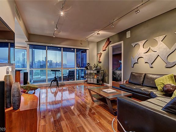 4th image of 4525 Dean Martin Dr Unit 2007