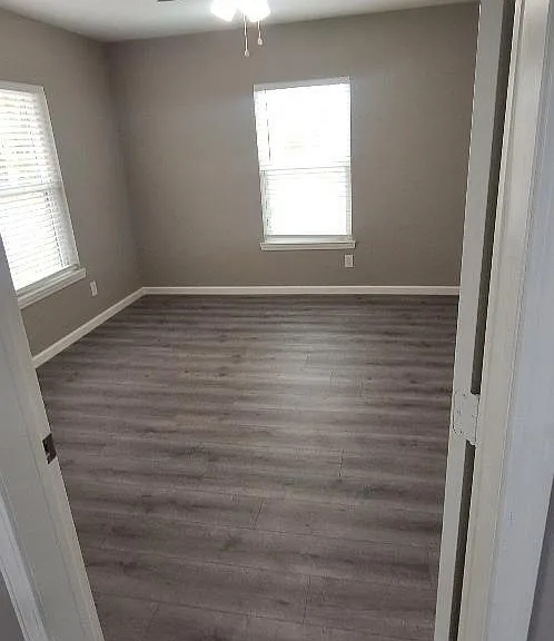5210 Polk St — Photo 9