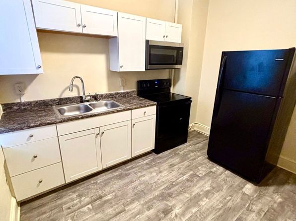 690 Columbia Ave APT 2