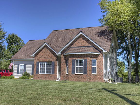 3rd image of 210 Slow Waters Dr