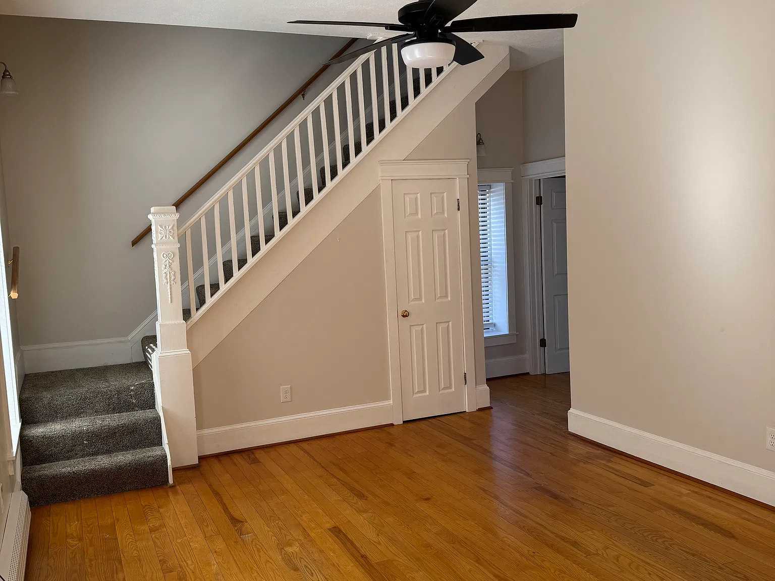 2 bed, 1200 sqft, $1,700 — Photo 3