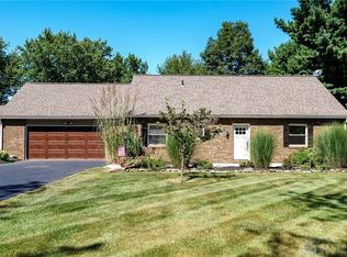 4960 E County Line Rd, Springfield, OH 45502