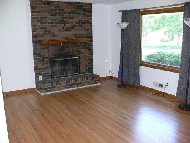 2nd image of 3823 Dakota Ln