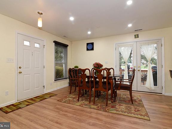 5th image of 6051 Deer Hill Ct