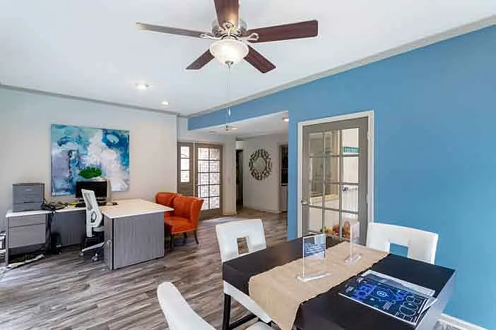 1414 Fountain View Dr #101 — Photo 6