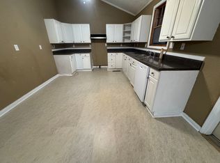 4145 Witty Ln, Hopkinsville, KY 42240