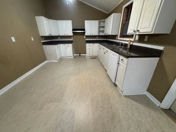 4145 Witty Ln, Hopkinsville, KY 42240