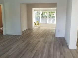 2740 SW 20th St, Miami, FL 33145