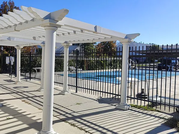 555 N Star Crest Dr #B28, Salt Lake City, UT 84116