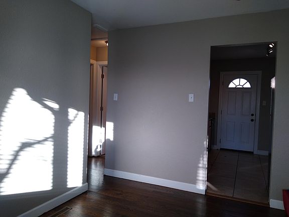 4th image of 3316 N Adams St #3316