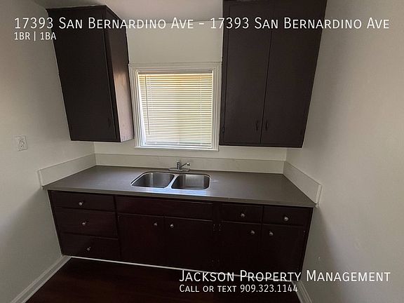 4th image of 17393 San Bernardino Ave