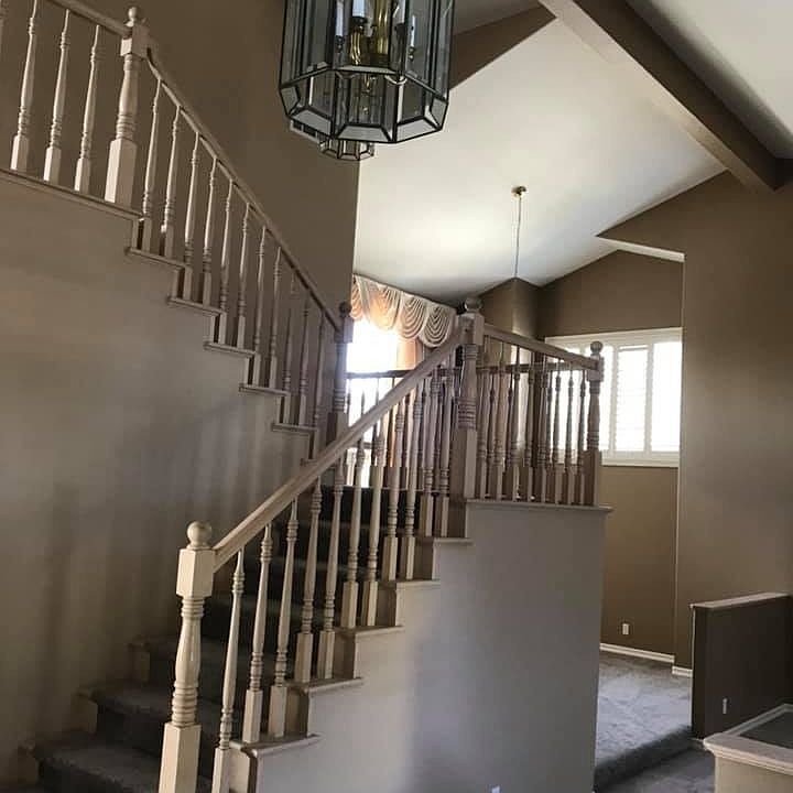 1st image of 437 Lantern Crest Dr