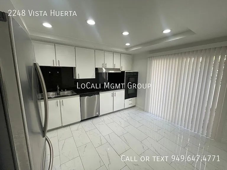 2248 Vista Huerta — Photo 3