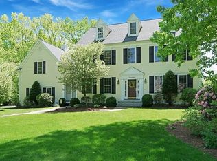 17 Broad Acres Farm Rd, Medway, MA 02053