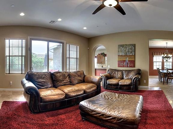 4th image of 18404 N 94th Way