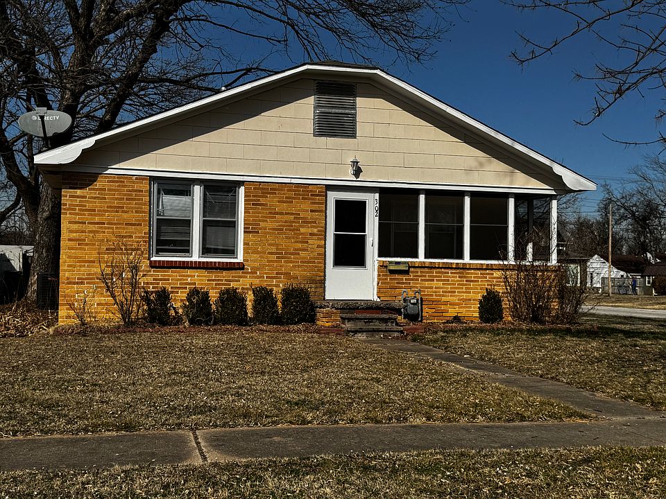 1st image of 302 W College St