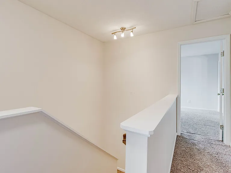 75 Heather Rd — Photo 14