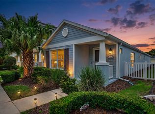 12666 Shimmering Oak Cir, Venice, FL 34293