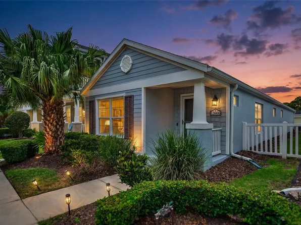 12666 Shimmering Oak Cir, Venice, FL 34293