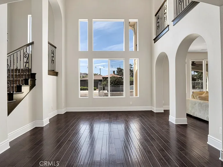 9611 Baden Ave — Photo 12