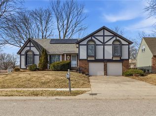 10250 Caenen St, Lenexa, KS 66215