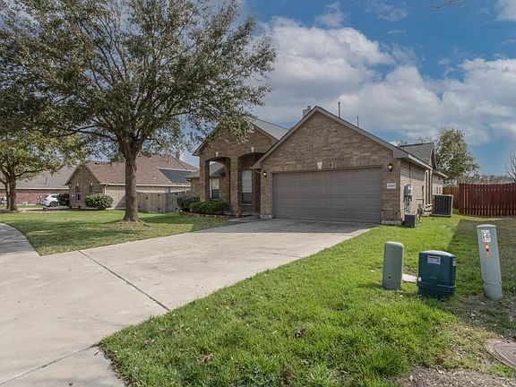 3rd image of 20405 Crooked Stick Dr